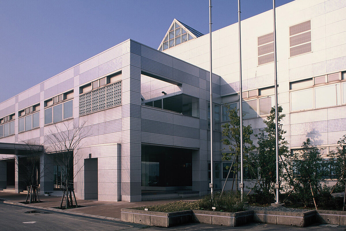 富山県産業技術研究開発センター　機械電子研究所03